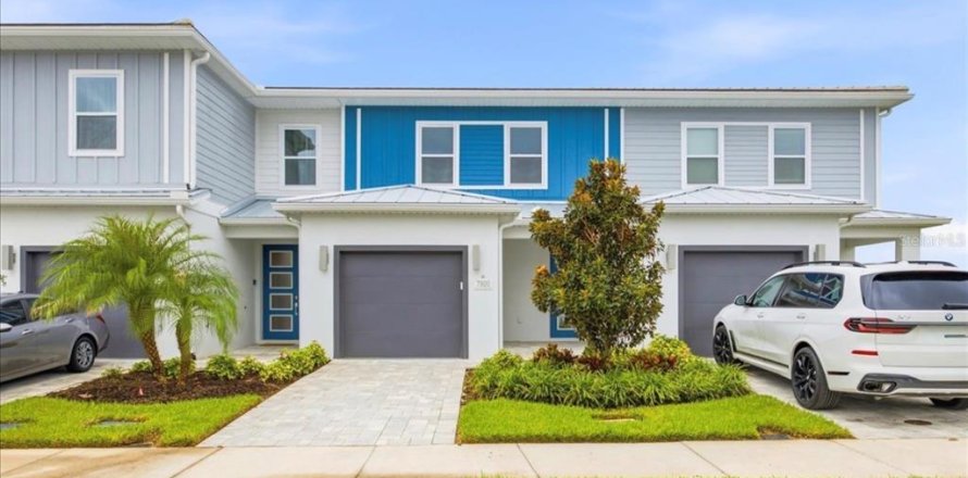Touwnhouse à Kissimmee, Floride 3 chambres, 155.15 m2 № 2431134