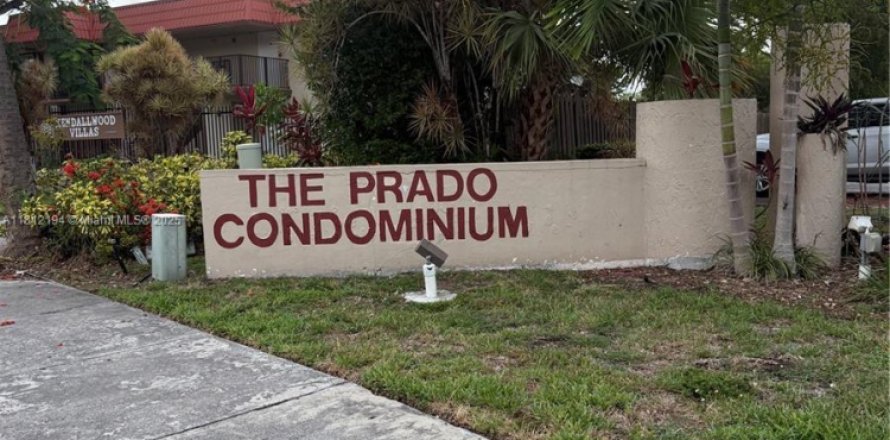 Condo in Miami, Florida, 2 bedrooms  № 1871612