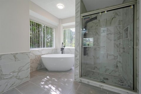 Casa en venta en Orlando, Florida, 4 dormitorios, 202.9 m2 № 1916594 - foto 22