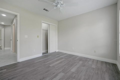 Casa en venta en Orlando, Florida, 4 dormitorios, 202.9 m2 № 1916594 - foto 30