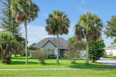 Casa en venta en Orlando, Florida, 4 dormitorios, 202.9 m2 № 1916594 - foto 1