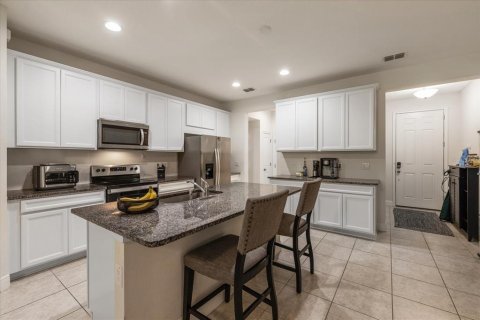 Adosado en venta en Tampa, Florida, 3 dormitorios, 159.42 m2 № 1725127 - foto 7