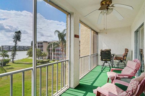 Condo in Bradenton, Florida, 2 bedrooms  № 2098040 - photo 26