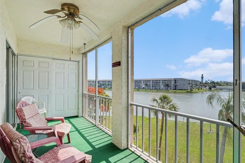 Condo in Bradenton, Florida, 2 bedrooms  № 2098040 - photo 25