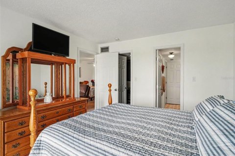 Condo in Bradenton, Florida, 2 bedrooms  № 2098040 - photo 20