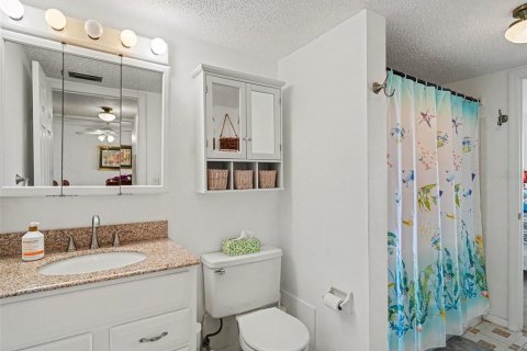 Condo in Bradenton, Florida, 2 bedrooms  № 2098040 - photo 22