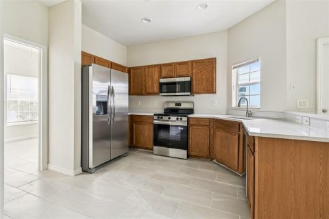 Touwnhouse à vendre à Gibsonton, Floride: 4 chambres, 146.41 m2 № 1903450 - photo 9