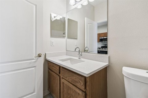 Touwnhouse à vendre à Gibsonton, Floride: 4 chambres, 146.41 m2 № 1903450 - photo 14