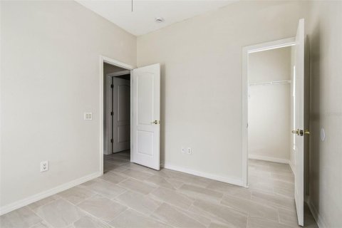Touwnhouse à vendre à Gibsonton, Floride: 4 chambres, 146.41 m2 № 1903450 - photo 10