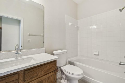 Touwnhouse à vendre à Gibsonton, Floride: 4 chambres, 146.41 m2 № 1903450 - photo 13
