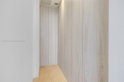 Купить кондоминиум в Майами-Бич, Флорида 2 спальни, 135.36м2, № 1956323 - фото 26