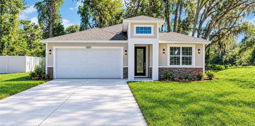 Villa ou maison à Summerfield, Floride 4 chambres, 191.1 m2 № 2415257