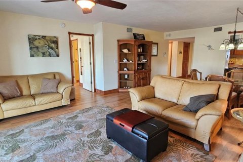 Condominio en alquiler en Fort Myers Beach, Florida, 2 dormitorios, 107.4 m2 № 1555609 - foto 10