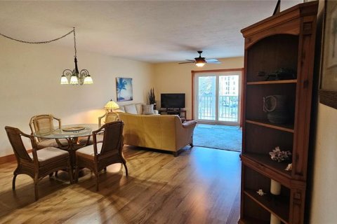 Condominio en alquiler en Fort Myers Beach, Florida, 2 dormitorios, 107.4 m2 № 1555609 - foto 5