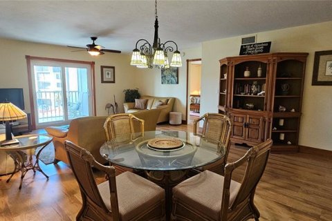 Condominio en alquiler en Fort Myers Beach, Florida, 2 dormitorios, 107.4 m2 № 1555609 - foto 14