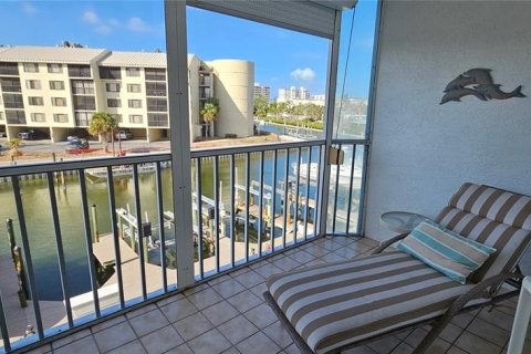 Condominio en alquiler en Fort Myers Beach, Florida, 2 dormitorios, 107.4 m2 № 1555609 - foto 26