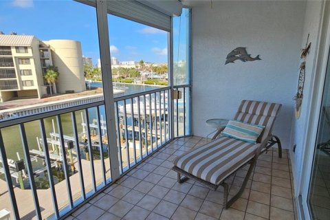 Condominio en alquiler en Fort Myers Beach, Florida, 2 dormitorios, 107.4 m2 № 1555609 - foto 27