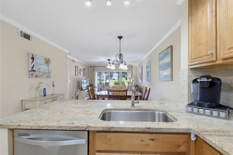 Copropriété à vendre à Venice, Floride: 2 chambres, 95.88 m2 № 2389350 - photo 11