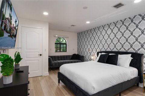 House in Plantation, Florida 8 bedrooms № 1862489 - photo 25