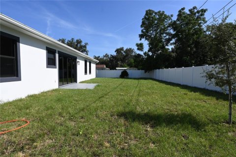 House in Brandon, Florida 4 bedrooms, 222.78 sq.m. № 2222827 - photo 26