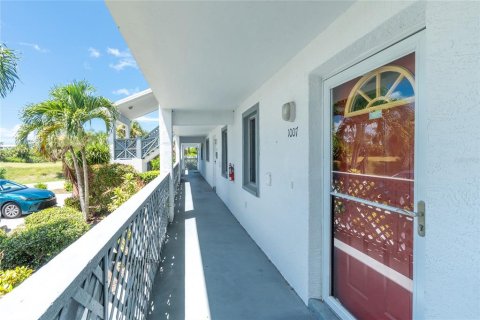 Copropriété à vendre à Englewood, Floride: 2 chambres, 101.45 m2 № 2212876 - photo 3