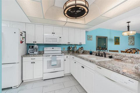 Copropriété à vendre à Englewood, Floride: 2 chambres, 101.45 m2 № 2212876 - photo 14