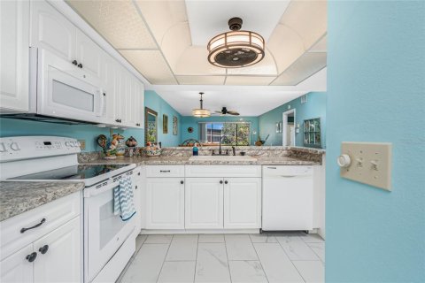 Copropriété à vendre à Englewood, Floride: 2 chambres, 101.45 m2 № 2212876 - photo 17