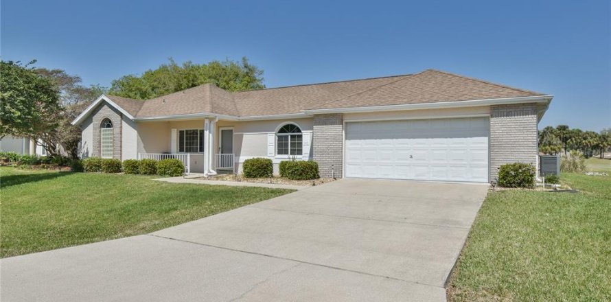 Casa en Ocala, Florida 2 dormitorios, 117.99 m2 № 1089006