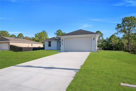 Casa en venta en Lehigh Acres, Florida, 4 dormitorios, 161.19 m2 № 2239285 - foto 2