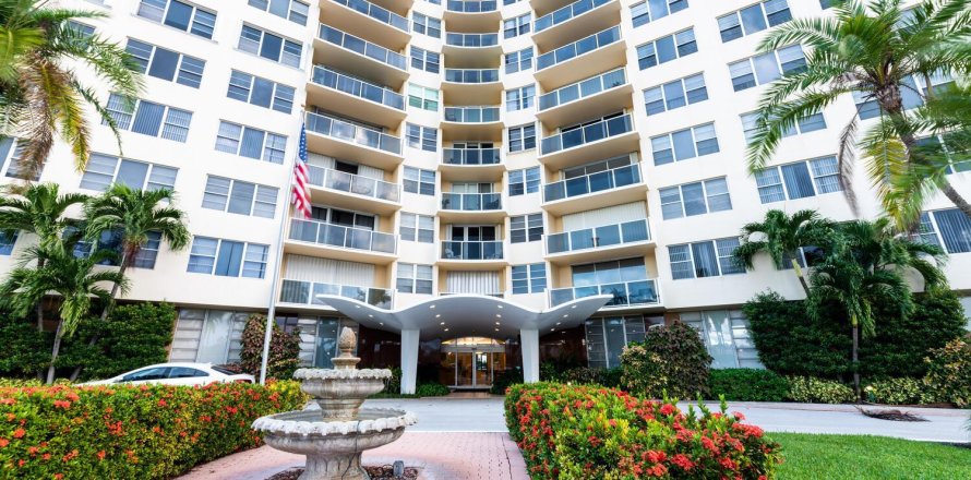 Condo à West Palm Beach, Floride, 2 chambres № 580411