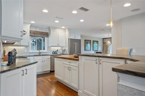 Villa ou maison à vendre à Windermere, Floride: 4 chambres, 221.48 m2 № 1825410 - photo 13