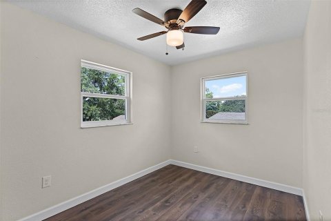 House in Haines City, Florida 4 bedrooms, 90.3 sq.m. № 1906616 - photo 6