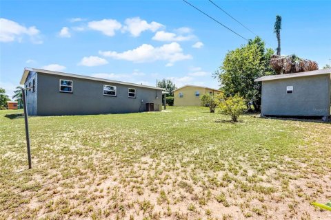 House in Haines City, Florida 4 bedrooms, 90.3 sq.m. № 1906616 - photo 20