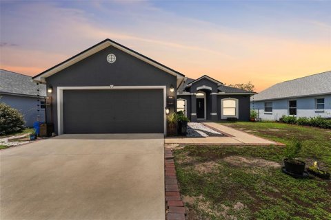 Casa en venta en Winter Haven, Florida, 3 dormitorios, 123.37 m2 № 1721784 - foto 1