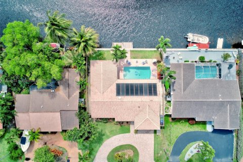 Casa en venta en Fort Lauderdale, Florida, 4 dormitorios, 171.31 m2 № 1968713 - foto 19