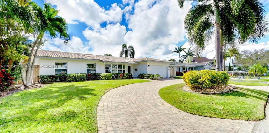 Casa en Fort Lauderdale, Florida 4 dormitorios, 171.31 m2 № 1968713