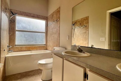 House in DeLand, Florida 3 bedrooms, 112.78 sq.m. № 1917875 - photo 8