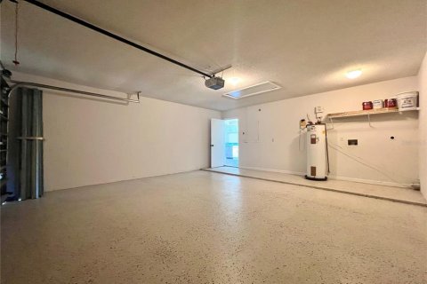 House in DeLand, Florida 3 bedrooms, 112.78 sq.m. № 1917875 - photo 13