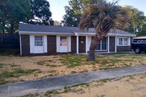 House in Niceville, Florida 4 bedrooms, 167.22 sq.m. № 564544 - photo 1