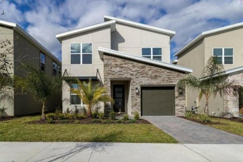 House in Davenport, Florida 5 bedrooms, 286.23 sq.m. № 1917787 - photo 1