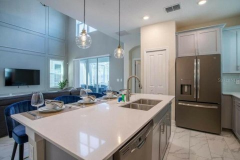 House in Davenport, Florida 5 bedrooms, 286.23 sq.m. № 1917787 - photo 30