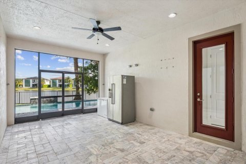 Casa en venta en Parkland, Florida, 6 dormitorios, 375.6 m2 № 2173253 - foto 26