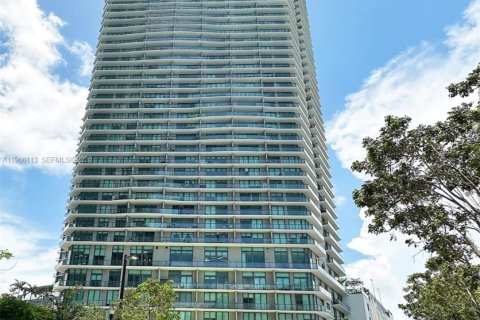 Condominio en alquiler en Miami, Florida, 1 dormitorio, 69.31 m2 № 2027896 - foto 15