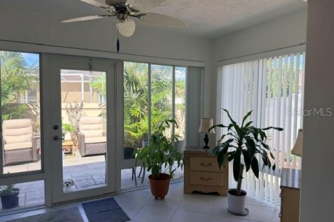 Villa ou maison à vendre à The Villages, Floride: 2 chambres, 119.75 m2 № 2421899 - photo 12