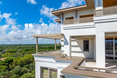 Condo in Coral Gables, Florida, 4 bedrooms  № 2026854 - photo 13