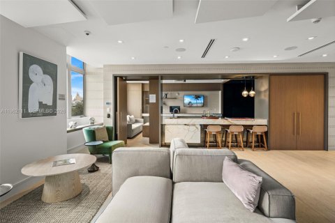 Condo in Coral Gables, Florida, 4 bedrooms  № 2026854 - photo 26