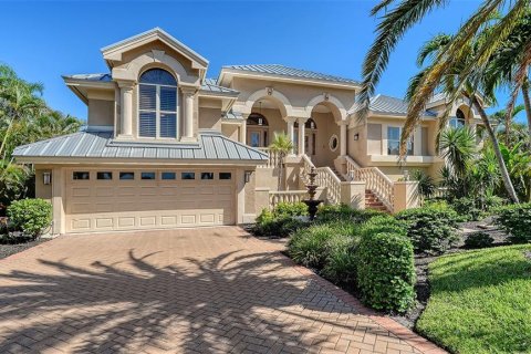House in Longboat Key, Florida 5 bedrooms, 390.19 sq.m. № 1883557 - photo 2