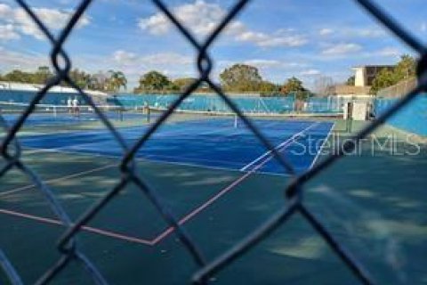 House in Leesburg, Florida 2 bedrooms, 118.17 sq.m. № 1903636 - photo 17