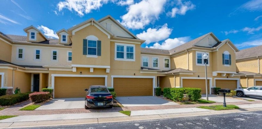 Touwnhouse à Clermont, Floride 3 chambres, 149.48 m2 № 1826206
