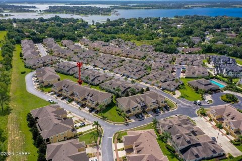 Townhouse in Clermont, Florida 3 bedrooms, 149.48 sq.m. № 1826206 - photo 3